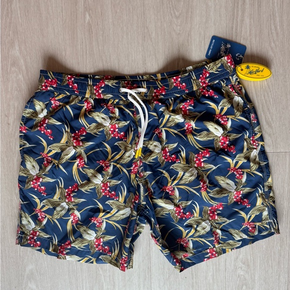 NWT MENS DESIGNER HARTFORD SWIM TRUNKSSize: XXL Org: $235